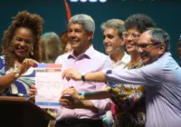 Lei proíbe que condenados por racismo assumam cargos públicos da Bahia