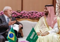 Lula se encontra com príncipe que deu jóias para Bolsonaro