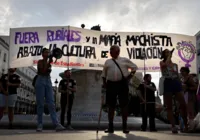 MP espanhol apresenta denúncia contra Rubiales por beijo forçado