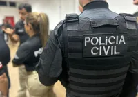 Mãe é presa por omissão em estupro da filha