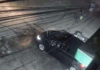 Motorista foge de assalto em Salvador e quase atropela ladrões; veja