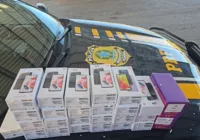 PRF apreende mercadorias sem notas fiscais em ônibus na BR-242