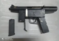 PRF apreende submetralhadora no Extremo Sul da Bahia