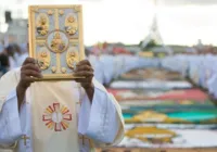 Padre descobre que vai ser pai e pede dispensa da Igreja Católica