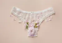 Pesquisa: cerca de 30% das mulheres sentem tesão em homens de calcinha