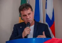 Prefeito de cidade baiana é acusado de disparar tiro após confusão