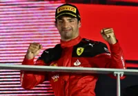 Sainz encerra domínio da Red Bull e dá à Ferrari sua 1ª vitória do ano