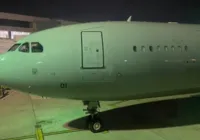 Sexto avião da FAB pousa no Brasil com brasileiros vindos de Israel