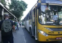 Sindicato vai atrasar saída dos ônibus nesta quinta-feira