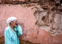 Sobe para 1.037 o número de mortos por terremoto no Marrocos
