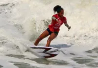 Surfista baiana conquista título inédito para o estado