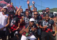 Torcedores do Vitória fazem grande festa antes de jogo no Barradão