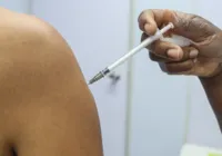 Vacinação pode conter avanço da nova variante Éris