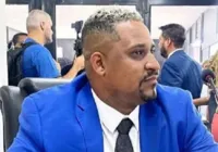 Vereador é punido após chamar primeira-dama de "cachorra"