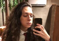 Victor Meyniel recebe ajuda do porteiro dois minutos após agressão