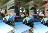 Vídeo: socorrista canta para alegrar paciente que esperava regulação