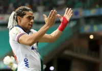 Vivências do Jacaré: flores e espinhos do folclórico atacante do Bahia