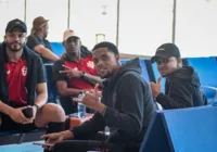 Voo é cancelado e elenco do Vitória 'fica preso' em Florianópolis