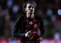 Yan Souto oferece recompensa para quem achar celular da esposa