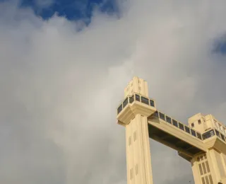 Além de transporte, Elevador Lacerda é símbolo da história de Salvador