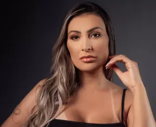 Andressa Urach é banida de plataforma e filho reclama: "Mãe tá off"