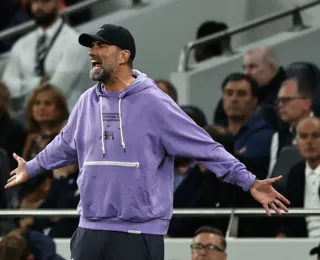 Após erro do VAR, Klopp pede que jogo contra Tottenham seja refeito