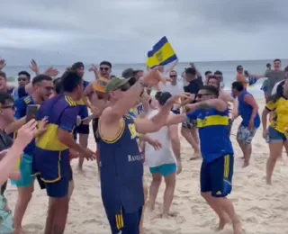 Argentinos invadem Copacabana antes da final da Libertadores