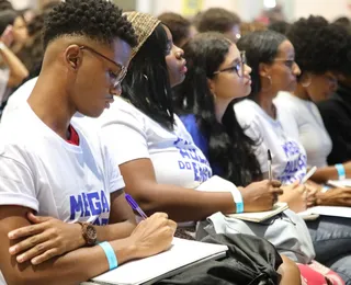 Aulão para o Enem reúne mais de 5 mil estudantes em Salvador