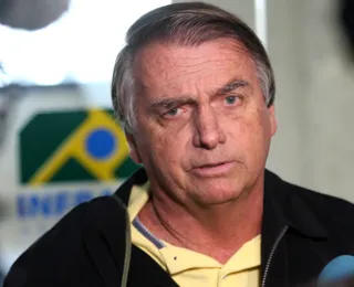 Bolsonaro sobre presença de Lula na posse de Milei; "será vaiado lá"