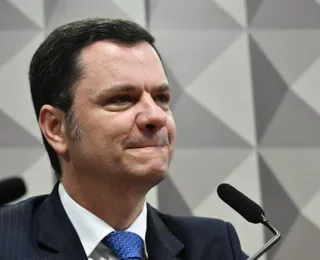 Celular de Torres tem sugestão para enforcar Lula e acusação a Moraes