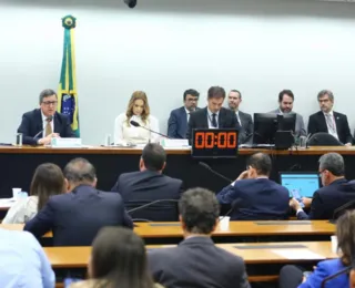 Comissão do Congresso aprova relatório da LDO de 2024