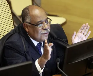 Corregedor eleitoral rejeita ações contra Bolsonaro e Braga Netto