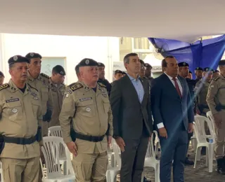 Coutinho celebra chegada das armas na Bahia durante evento nos Aflitos