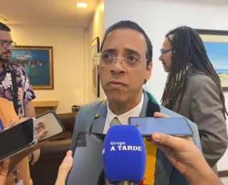 Deputado cobra providências após vandalismo em gabinete de vereadora