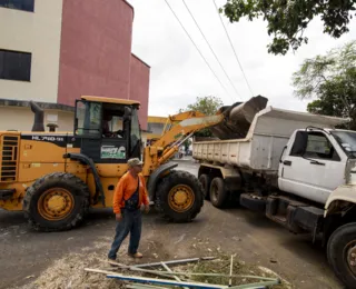 Equipes da prefeitura tentam superar estragos causados pelas chuvas