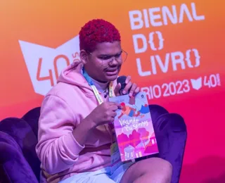 Escritor baiano lança primeiro livro na Bienal do Rio de Janeiro