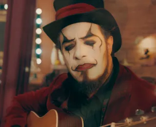 Fundador de O Teatro Mágico faz show 'Voz e Violão' em Salvador