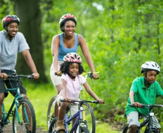 Giro A Tarde de ciclismo estimula o transporte consciente