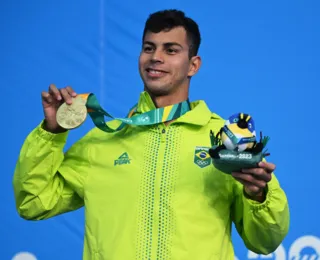 Guilherme Costa vence 1500m livre e garante o seu quarto ouro no Pan
