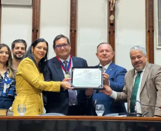 Hepatologista baiano, Raymundo Paraná recebe Comenda 2 de Julho