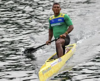 Isaquias Queiroz está classificado para a final do C11000m