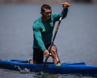 Isaquias Queiroz leva medalha de prata na canoagem de velocidade