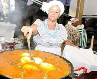 Itaparica realiza I Festival do Acarajé no Dia das Baianas