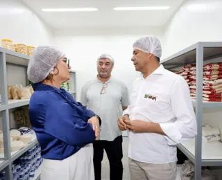 Jerônimo participa de entrega de novo colégio de ensino integral