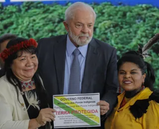 Lula assina demarcação de duas terras indígenas na Amazônia