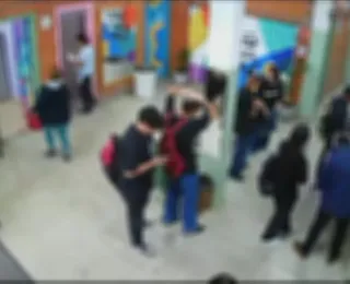 Mãe de aluno agride professora em escola estadual de SP