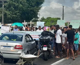 Manifestantes interditam BR-324 em protesto contra a ViaBahia