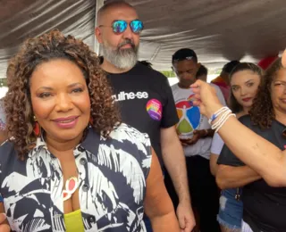 Margareth Menezes celebra volta da Parada LGBT+ à Salvador