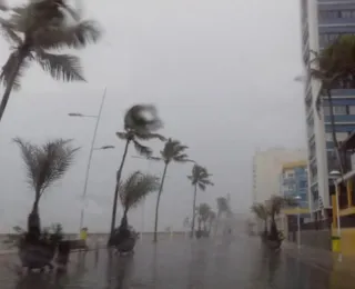 Marinha emite alerta de mau tempo com ventos de até 60 km/h