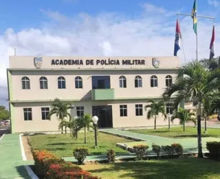 Militares flagrados fazendo sexo na Academia são expulsos da PM